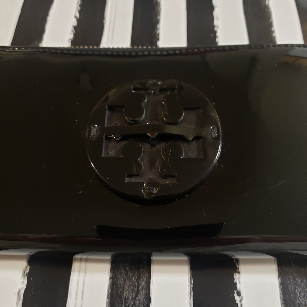 Tory Burch - Picture 2 of 16